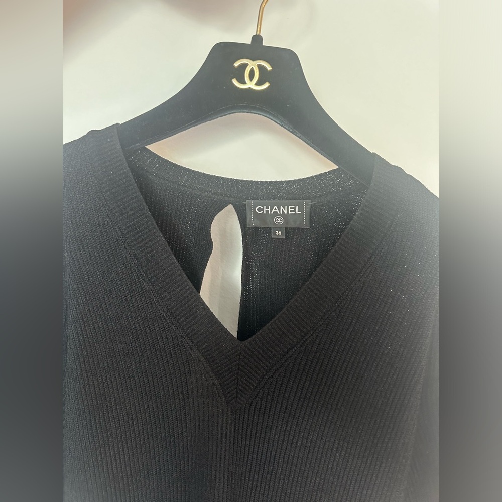 Chanel dress - Picture 3 of 7